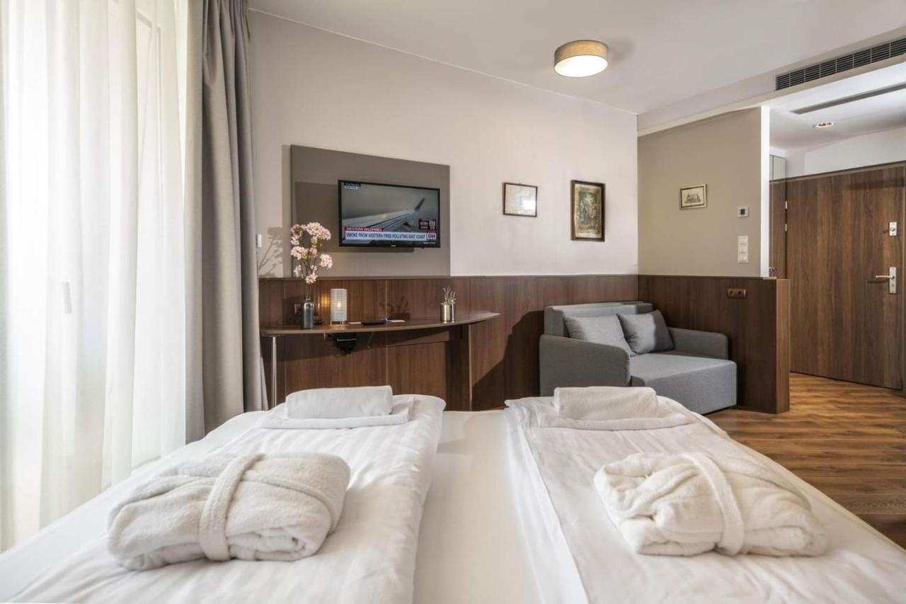 Spa Residence Carbona Heviz - Relax, Sissi Apartmanok Buitenkant foto